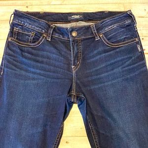 EUC Silver Suki Straight Jeans size 16 Length 32